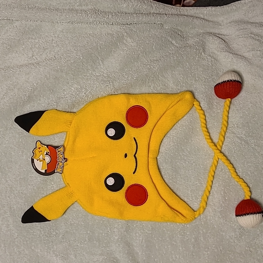 Pokémon Picachu beanie ha with ties